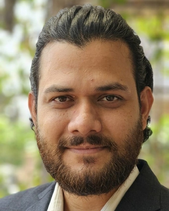 Akshay Bhatnagar, Business Analyst transitioning to AI Product Manager